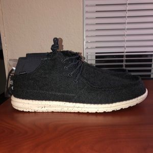 hey dude shoes